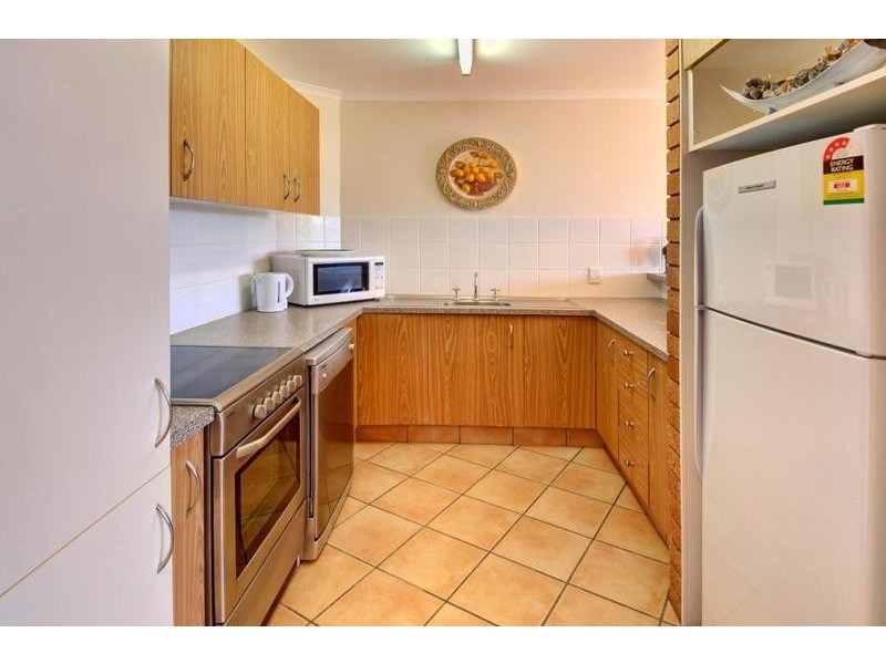 12/ 13 Landsborough Parade, Golden Beach QLD 4551