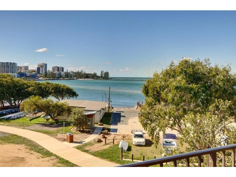 12/ 13 Landsborough Parade, Golden Beach QLD 4551