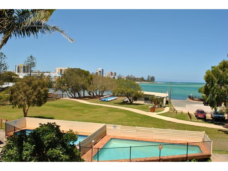 6/ 13 Landsborough Parade, Golden Beach QLD 4551