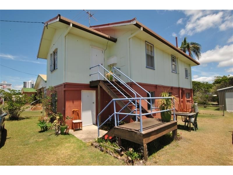 8 Kalinga Street, Caloundra QLD 4551