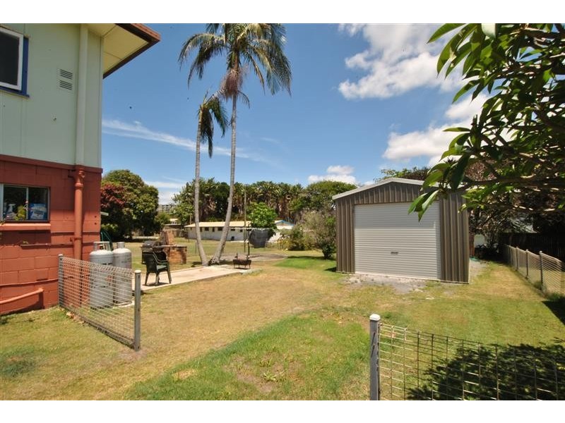 8 Kalinga Street, Caloundra QLD 4551