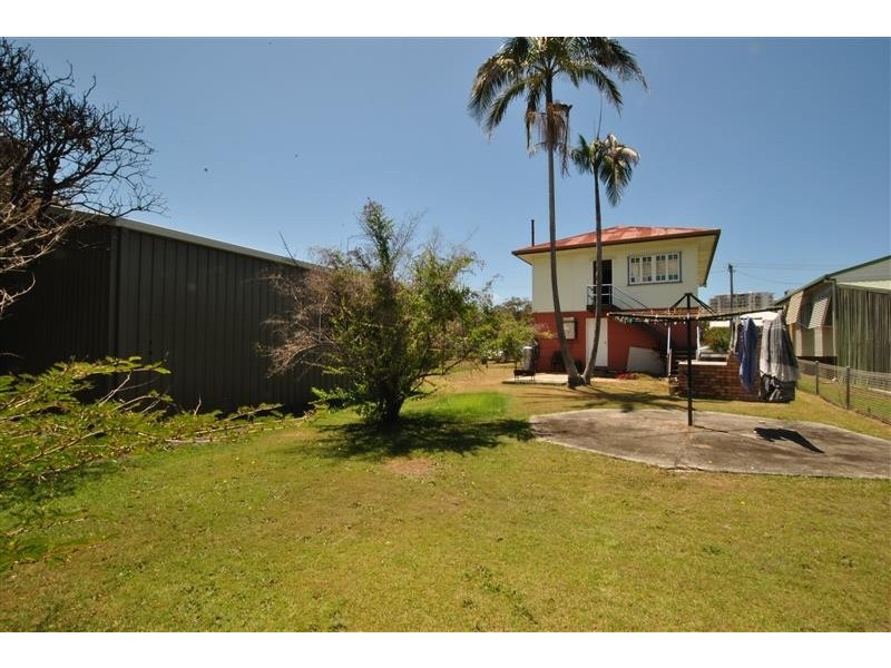 8 Kalinga Street, Caloundra QLD 4551