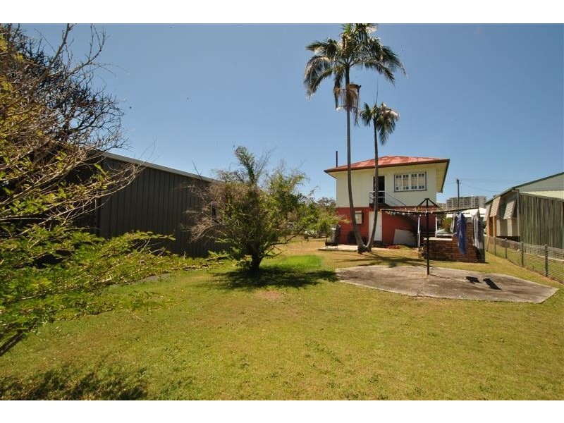 8 Kalinga Street, Caloundra QLD 4551