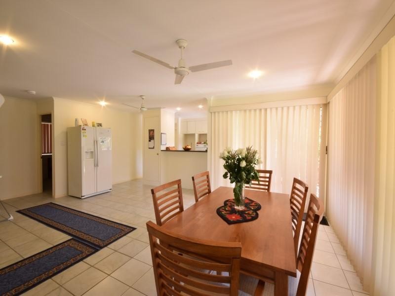 18 Kalowendha Avenue, Pelican Waters QLD 4551