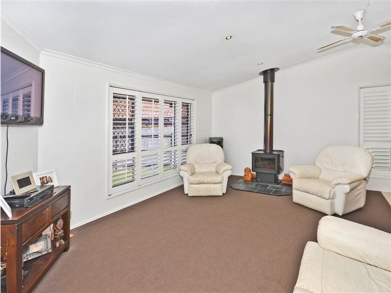 2 Kauri Place, Currimundi QLD 4551