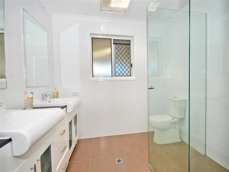 2 Kauri Place, Currimundi QLD 4551