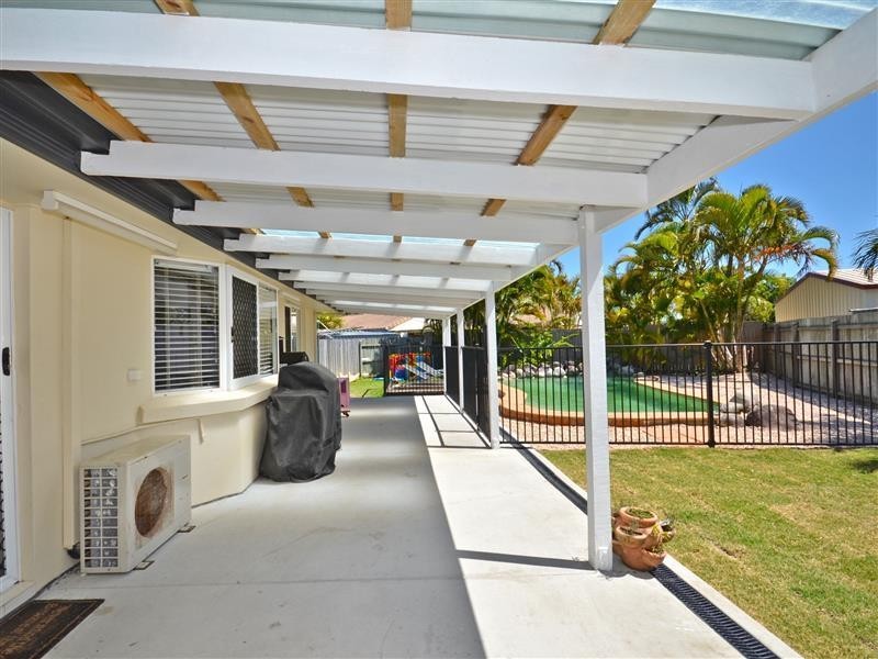 2 Kauri Place, Currimundi QLD 4551