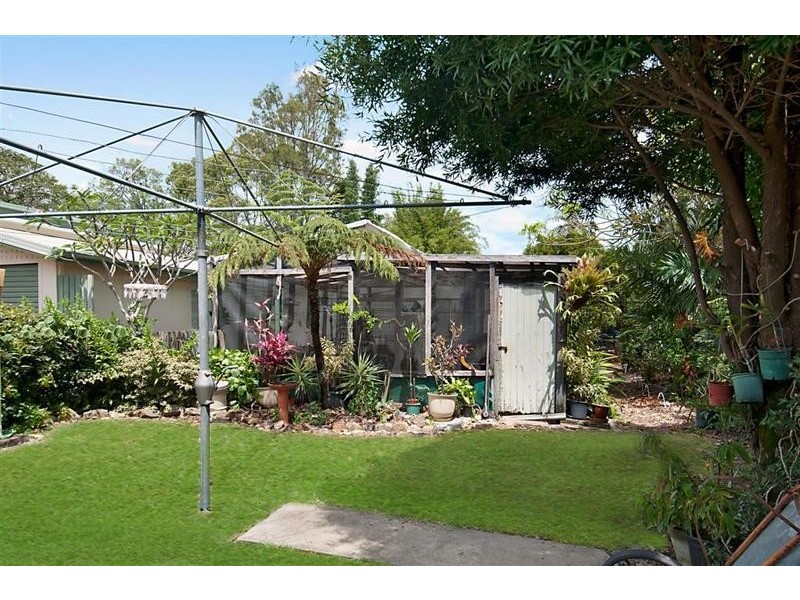 34 Kennedy Parade, Golden Beach QLD 4551