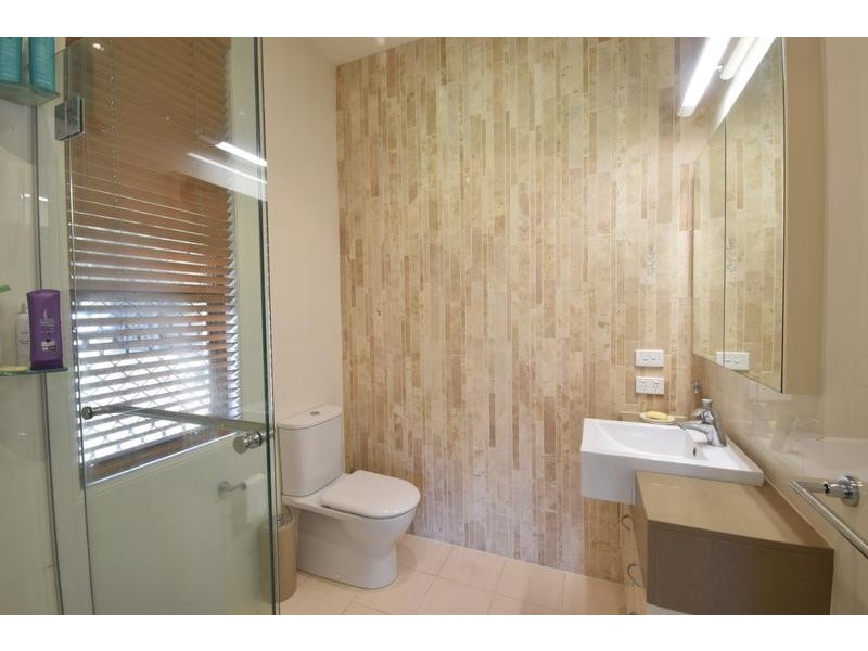 5 Kentucky Court, Little Mountain QLD 4551