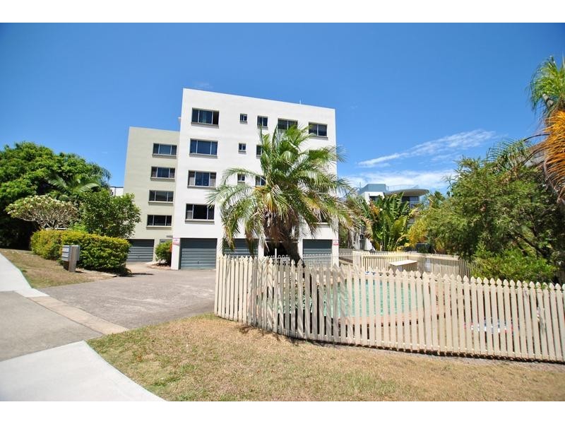 1/ 7 Mahia Terrace, Kings Beach QLD 4551