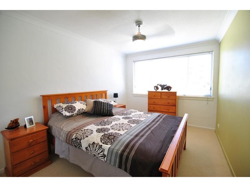 1/ 7 Mahia Terrace, Kings Beach QLD 4551