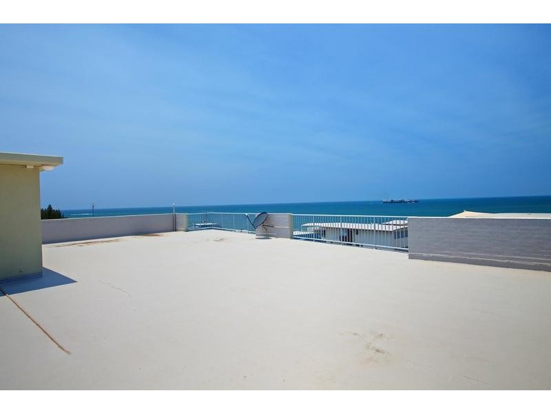 1/ 7 Mahia Terrace, Kings Beach QLD 4551