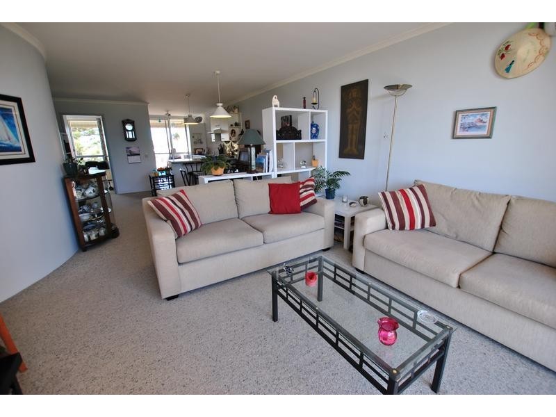 11/ 52 King Street, Kings Beach QLD 4551
