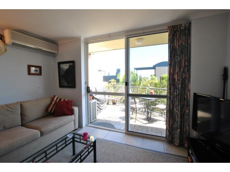 11/ 52 King Street, Kings Beach QLD 4551