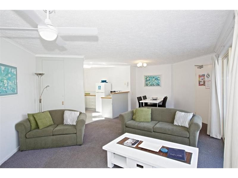 4/ 20 Warne Terrace, Kings Beach QLD 4551