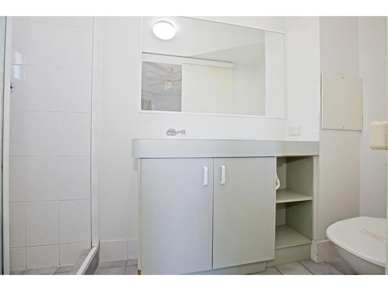 4/ 20 Warne Terrace, Kings Beach QLD 4551