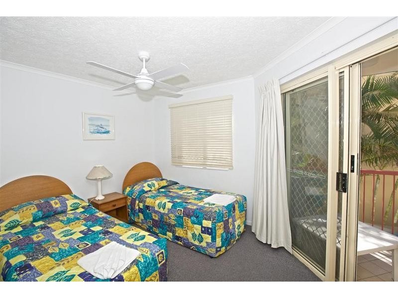 4/ 20 Warne Terrace, Kings Beach QLD 4551