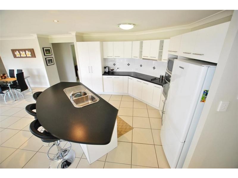 10 King Orchid Drive, Little Mountain QLD 4551