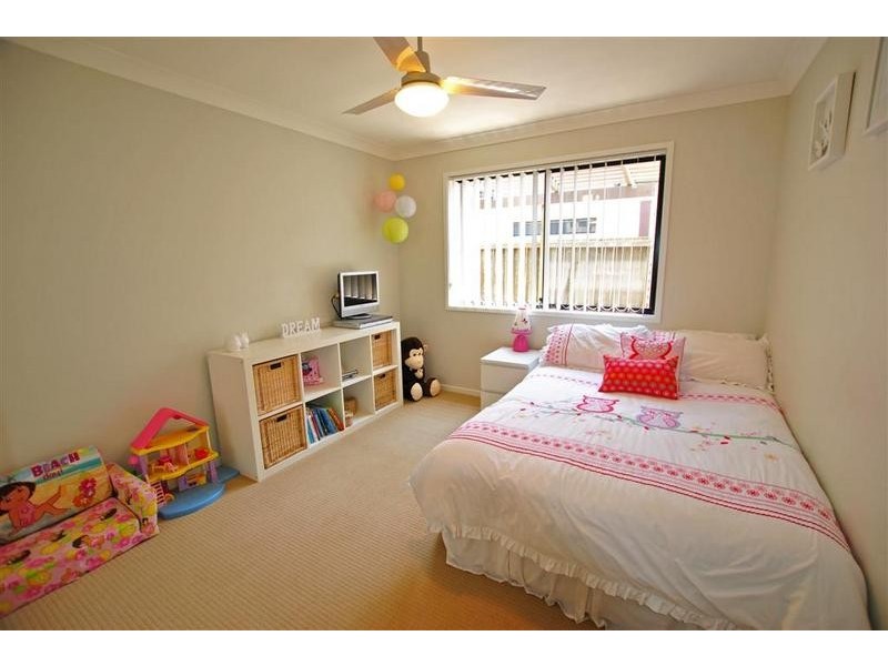 10 King Orchid Drive, Little Mountain QLD 4551