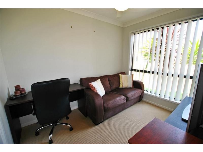 10 King Orchid Drive, Little Mountain QLD 4551