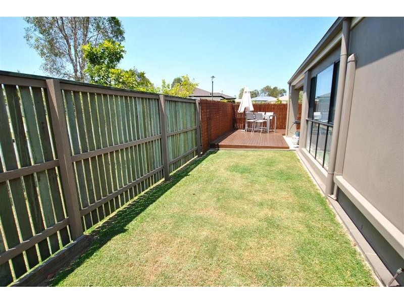 10 King Orchid Drive, Little Mountain QLD 4551