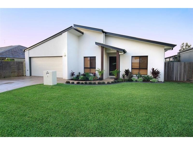 8 King Orchid Drive, Little Mountain QLD 4551