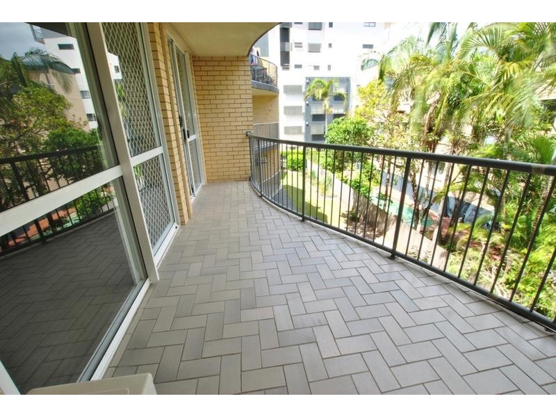 8/ 52 King Street, Kings Beach QLD 4551