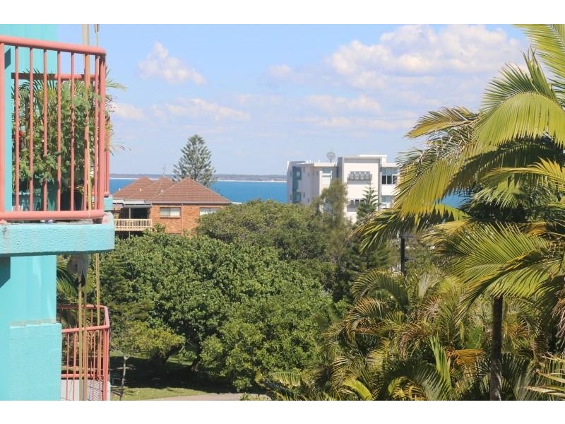 9/ 33 Burgess Street, Kings Beach QLD 4551