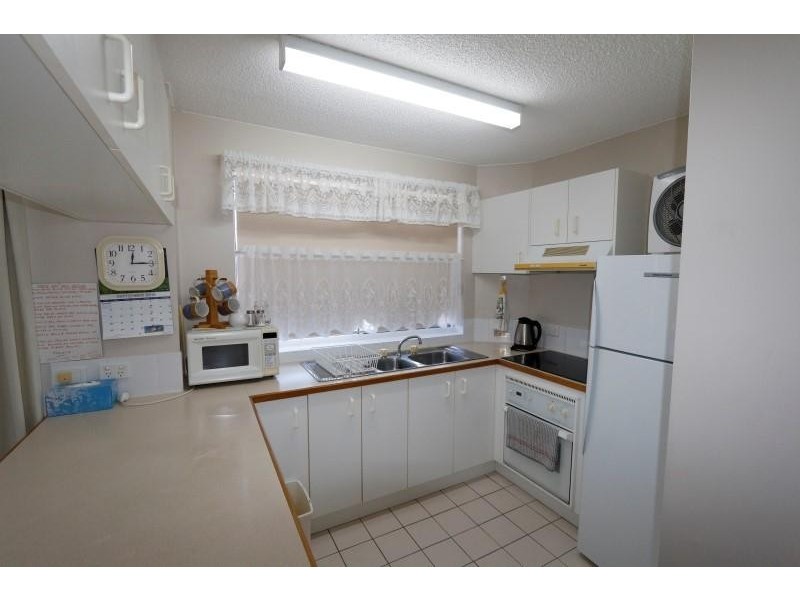 9/ 33 Burgess Street, Kings Beach QLD 4551