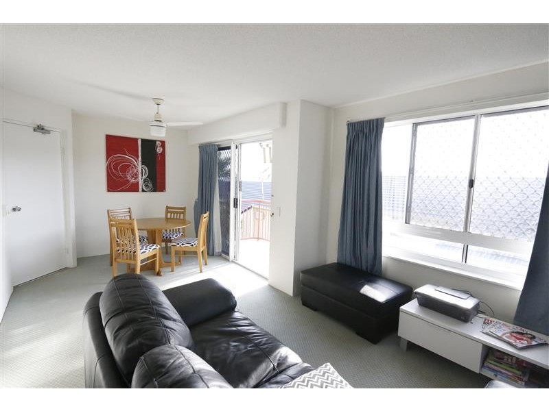 10/ 33 Burgess Street, Kings Beach QLD 4551