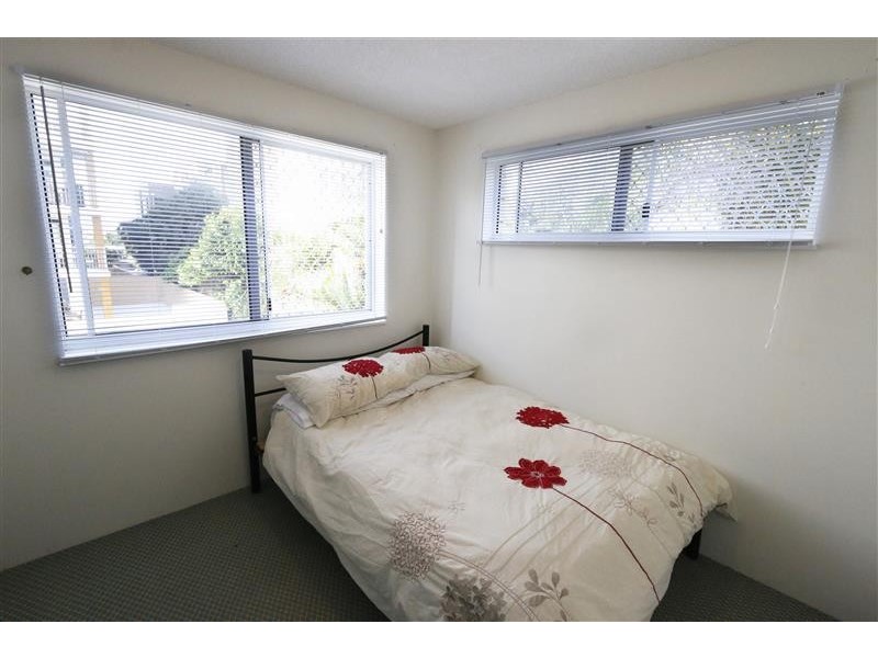 10/ 33 Burgess Street, Kings Beach QLD 4551