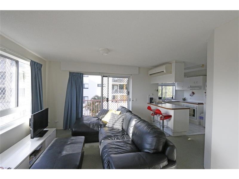 10/ 33 Burgess Street, Kings Beach QLD 4551