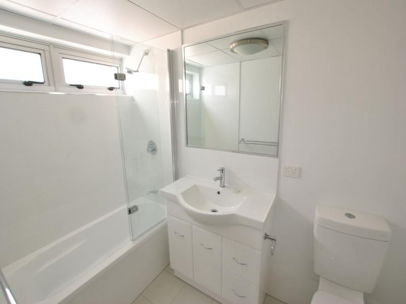 6/ 34 Headland Esplanade, Kings Beach QLD 4551