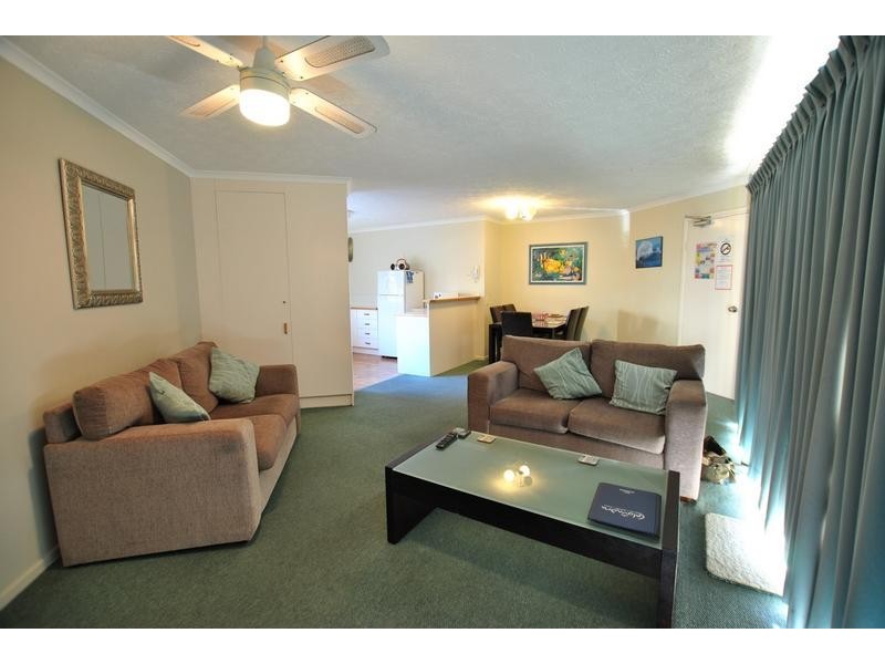 8/ 20 Warne Terrace, Kings Beach QLD 4551