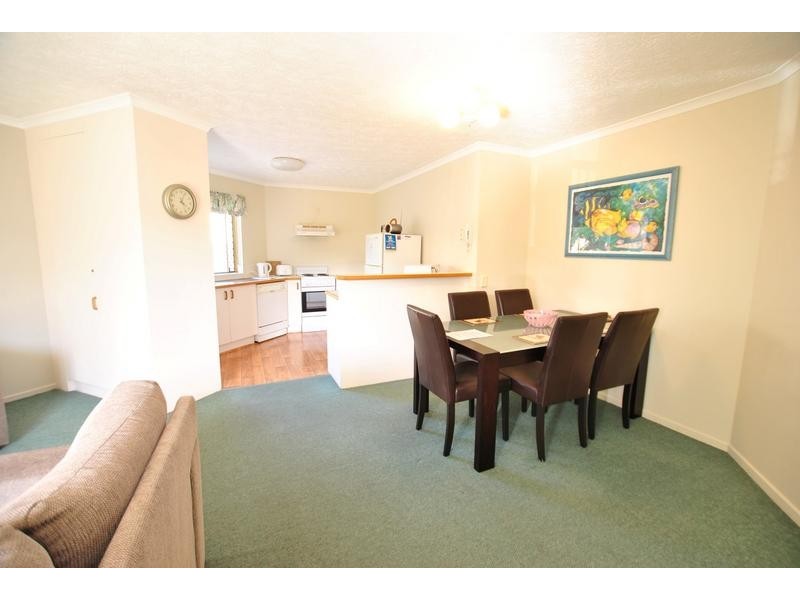 8/ 20 Warne Terrace, Kings Beach QLD 4551