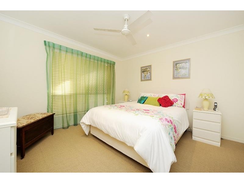 4 Kinross Court, Caloundra West QLD 4551