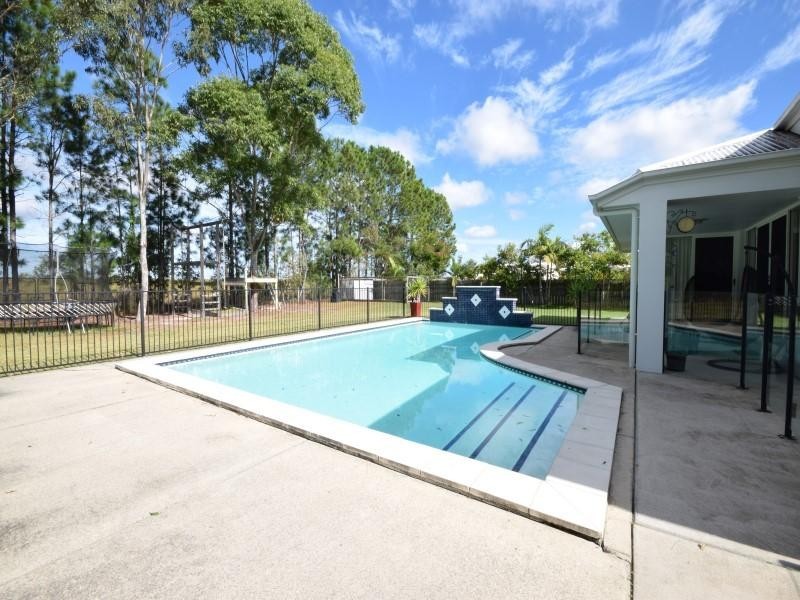 59 Koala Court, Little Mountain QLD 4551