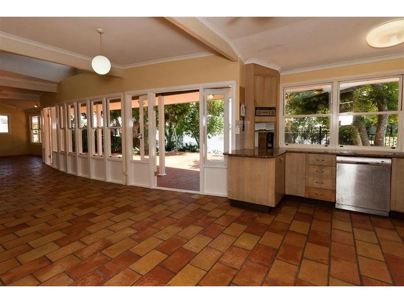 100 Lamerough Parade, Pelican Waters QLD 4551