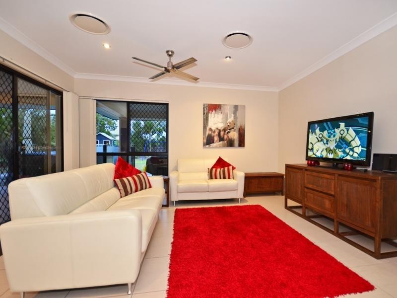 3 Landsdowne Street, Pelican Waters QLD 4551