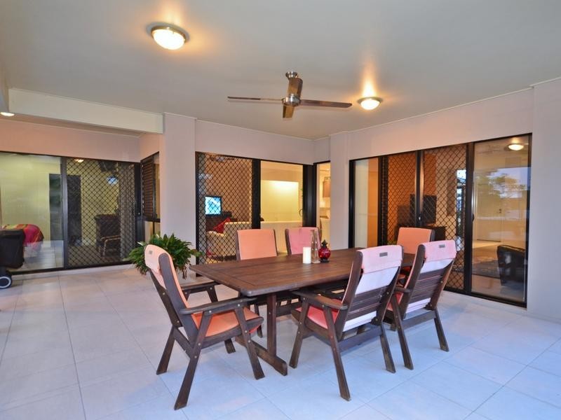 3 Landsdowne Street, Pelican Waters QLD 4551