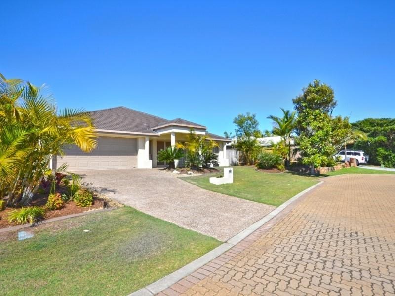 32 Lang Street, Pelican Waters QLD 4551