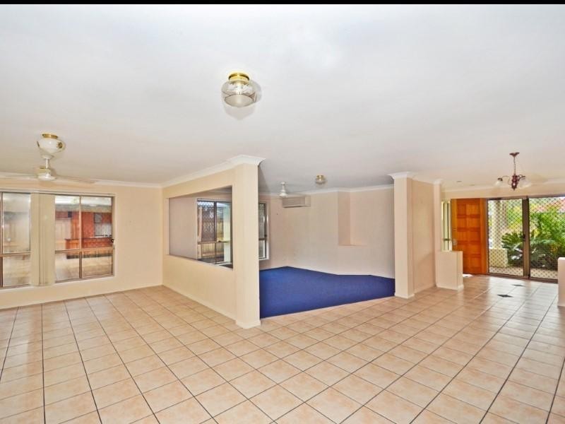 32 Lang Street, Pelican Waters QLD 4551