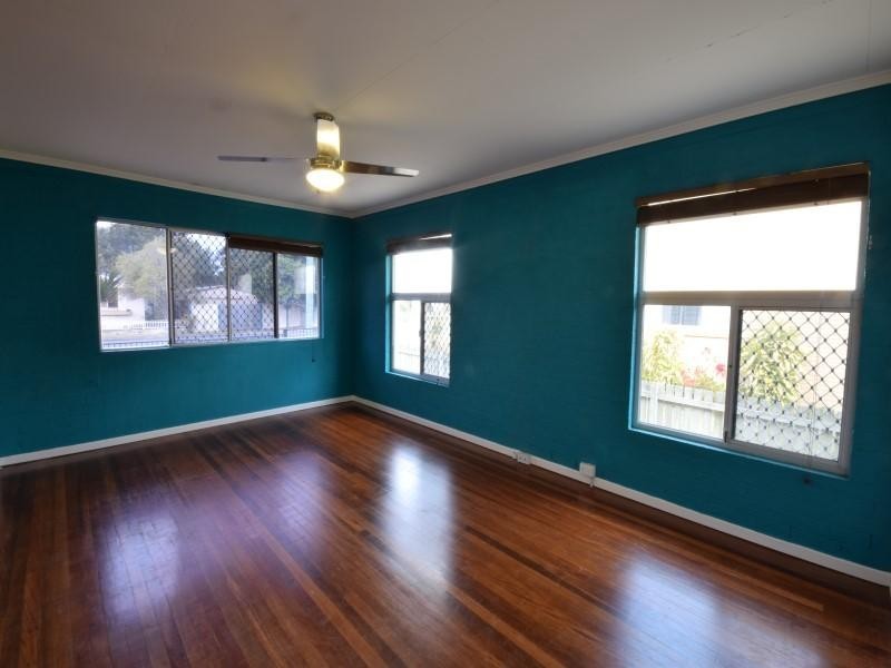 124 Landsborough Parade, Golden Beach QLD 4551