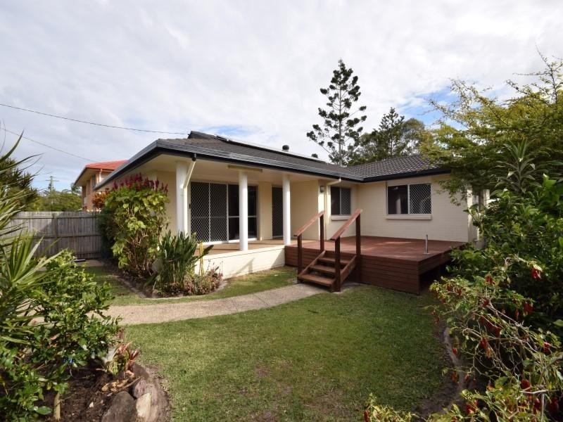 124 Landsborough Parade, Golden Beach QLD 4551