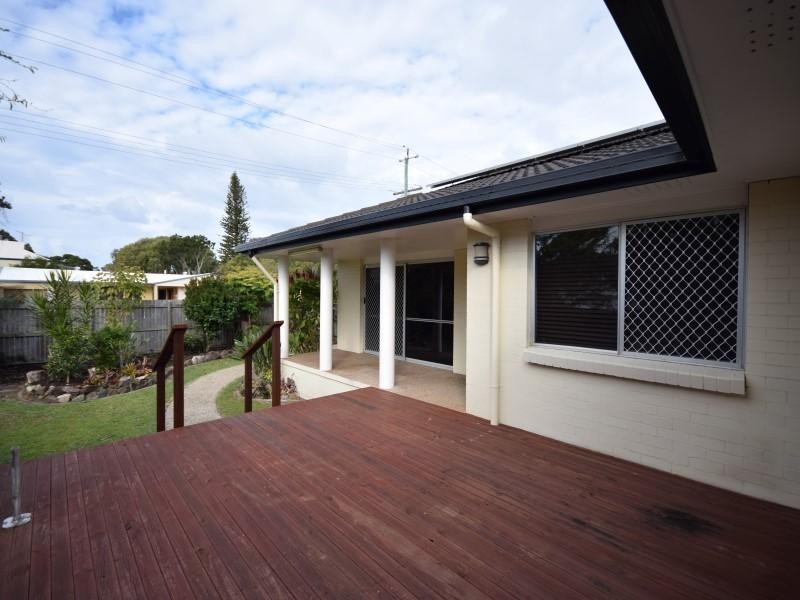 124 Landsborough Parade, Golden Beach QLD 4551