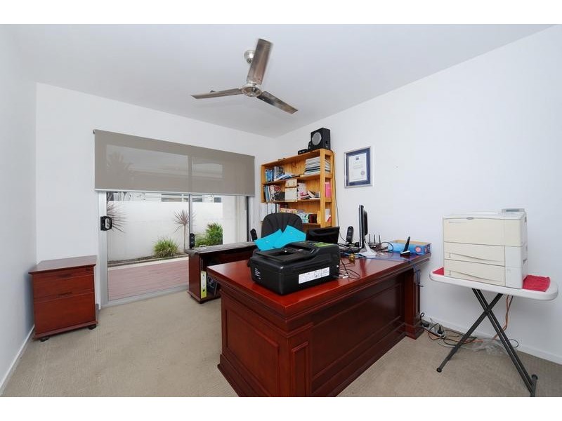 12 Landsdowne Street, Pelican Waters QLD 4551