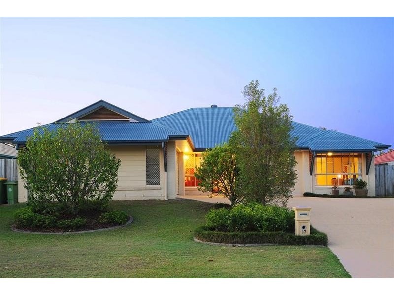 17 Lang Street, Pelican Waters QLD 4551