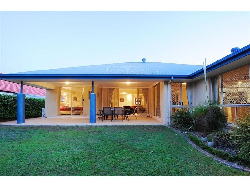 17 Lang Street, Pelican Waters QLD 4551