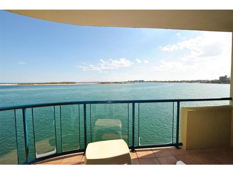 4 Tay Avenue, Caloundra QLD 4551
