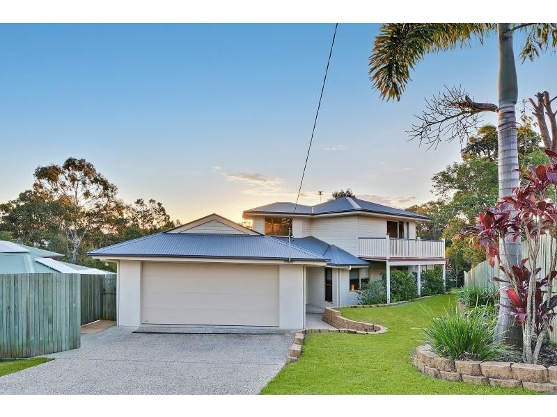 38 Latcham Drive, Little Mountain QLD 4551